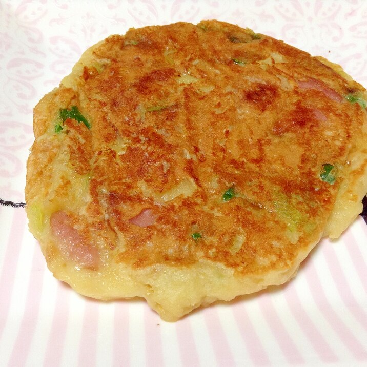 ウインナーと野菜の大豆粉パンケーキ♡